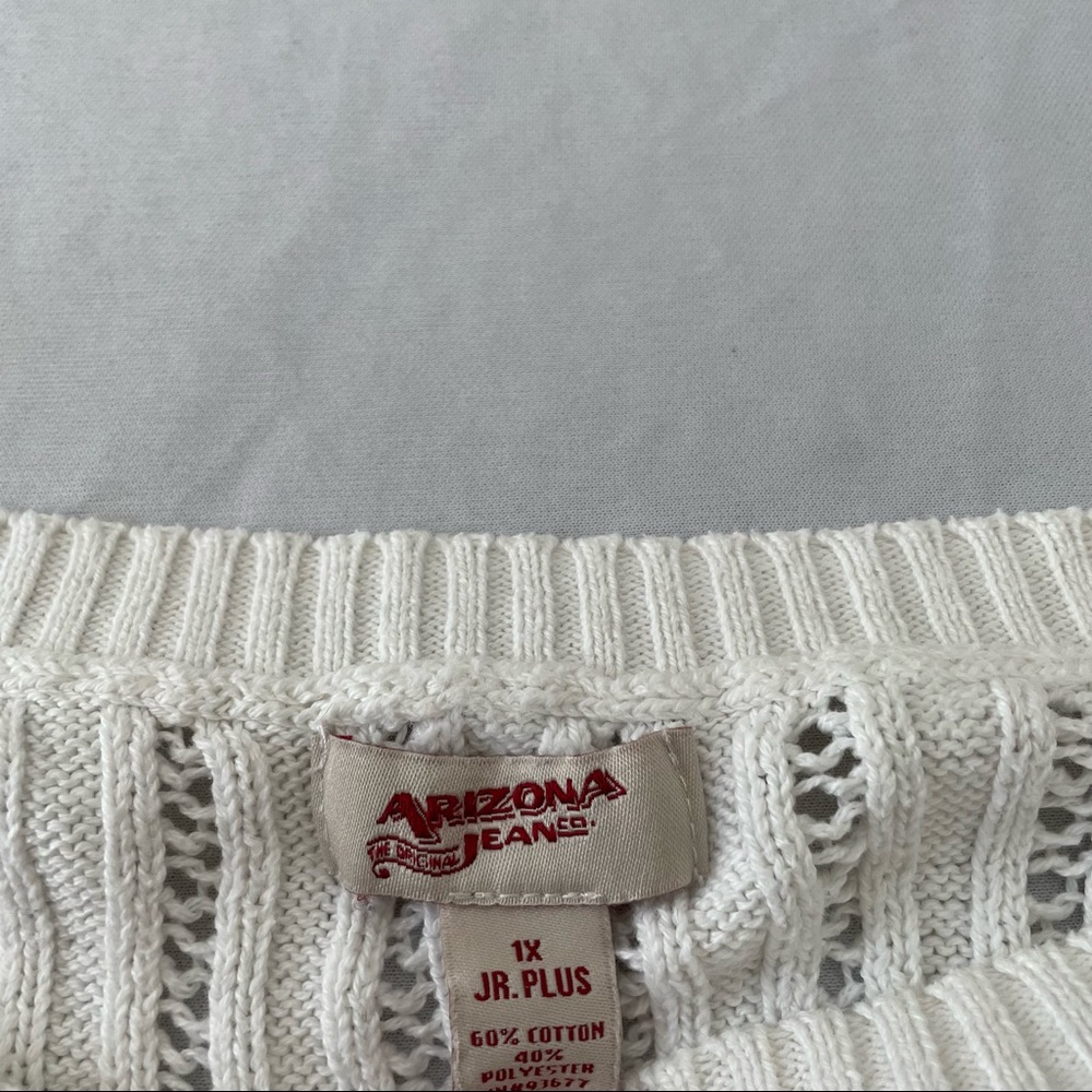 small white arizona jean co. sweater - Picture 2 of 4